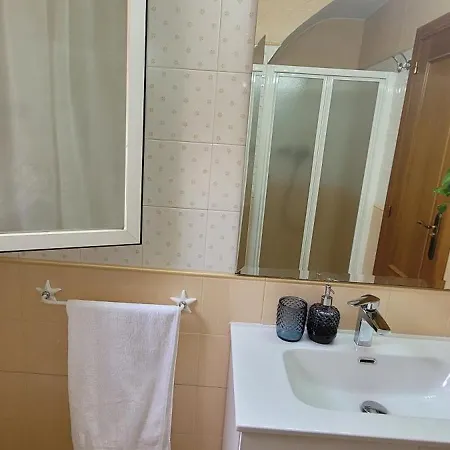 Luxe Vista Apartment